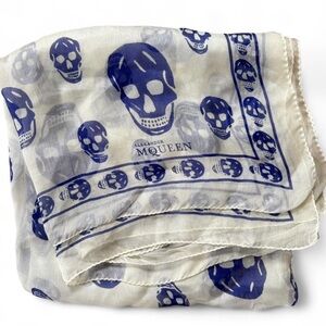 ❗️SOLD❗️ALEXANDER MCQUEEN
Ecru/Blue Silk Chiffon Classic Skull Scarf